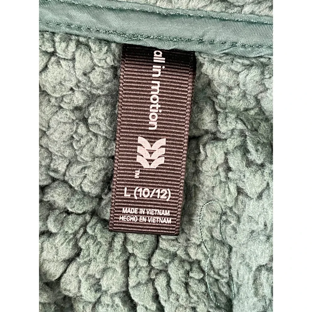 All in Motion Boys Softshell Sherpa Lined Hooded Jacket Teal Green Size L 10/12